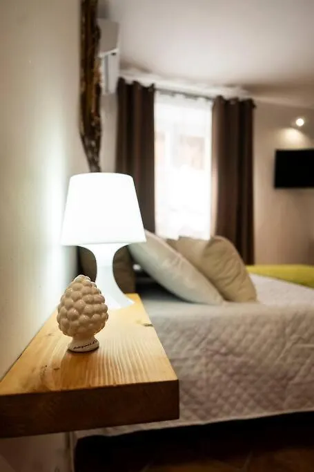 Rf Apartments & Suites Palermo Italien